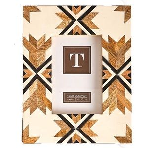 Two’s Company 4x6 Light Patternly Tabletop Frame